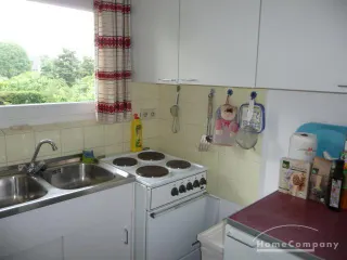 Kleine 2 Zi.Whg., möbliert, gute Lage u. Ausstattung.