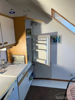 2 Zi.Whg., möbliert, mit Balkon.