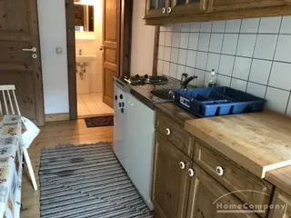 Schöne 2 Zi.Whg., möbl., 2. OG.