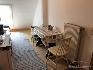 Schöne 2 Zi.Whg., möbl., 2. OG.