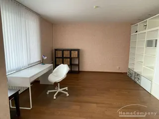 Schöne 2 Zi.-Wohnung mit Balkon, 1. OG. In ruhiger, guter Lage.