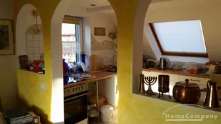 1 schönes, möbliertes Zimmer in einer 3 Zi.Whg.