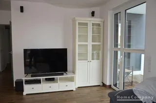Schöne, geräumige 4 Zi.Whg., möbliert, mit Balkon.