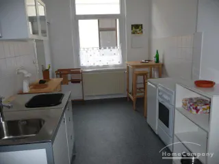 2 Zi.Whg., möbliert, 3. OG., gute Lage im östl. Ringgebietet.