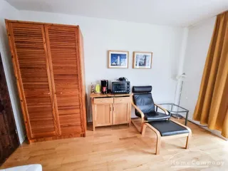 1 Zi.Whg. möbliert, mit Terrasse und kleinem Garten.