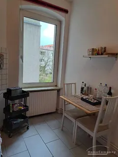 2,5 Zi.Whg., 2. OG, möbliert.