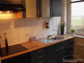 Gemütliche 2 Zi.Whg., möbliert, 1. OG.
