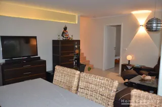 3 Zi.Whg., hochwertig möbliert, 1. OG, Balkon. Garten. Komplett ausgestattet