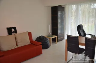3 Zi.Whg., hochwertig möbliert, 1. OG, Balkon. Garten. Komplett ausgestattet
