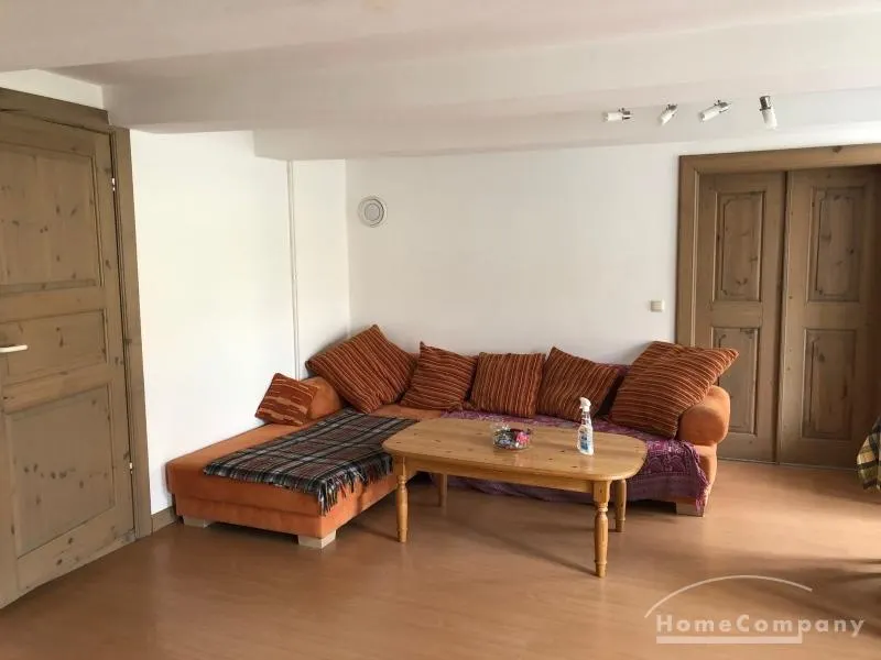 Schöne 5 Zi.Whg., möbl., gute Ausstattung. Innenhof zur Nutzung.