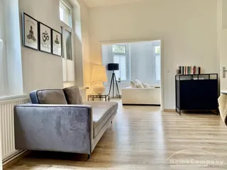 Schöne, moderne 4 Zi.-Wohnung, 1. OG, komplett und hochwertig ausgestattet. In ruhiger Lage Nähe Hbf und City.