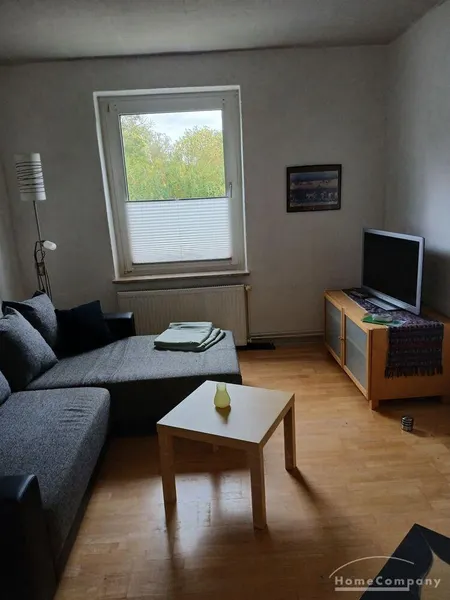 Schöne 3 Zi.-Wohnung im EG eines 4-Familien-Hauses. Garten zur Mitbenutzung.  Nähe Bahnhof.
