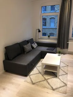 Moderne, schöne 2 Zi.Whg., möbliert, mit Balkon im Westlichen Ringgebiet.