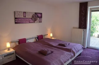 Schöne, großzügige 3 Zi.Whg., 1. OG, offene Bauweise, mit Balkon, in ruhiger Lage.