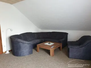 Schöne 2 Zi.Whg., möbliert, mit Balkon, sep. Eingang.