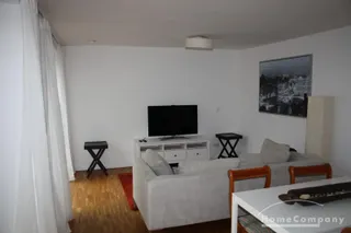 3 Zi.Whg., möbliert, EG, große Terrasse, sehr ruhige Citylage.
