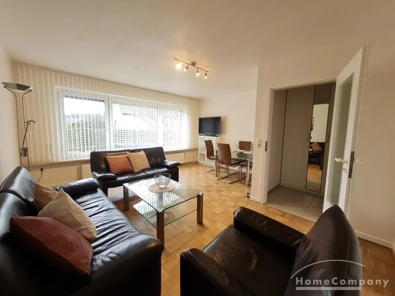 2 Zi.-Einliegerwohnung, möbliert, EG, mit sep. Zugang. Gute, neue Ausstattung. PKW-Stellpltz