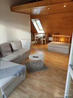 Schöne 2 Zi.Whg., möbliert, über 2 Etagen (4. u. 5. OG, z.T. mit leichten Schrägen) mit großer Dachterrasse. Direkte Innenstadt-Lage.