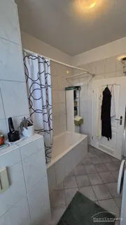 Schöne, gemütliche 2 Zi.-Wohnung, möbliert, mit Balkon Richtung Westen.