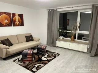 Schöne Wohnung mit 2 sep. Schlafzimmern jeweils mit Doppelbett bzw. 2 Einzelbetten.