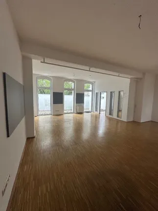 Büro 1