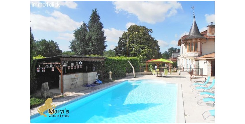 Landhaus mit Gästeapartments, Stall, Pool, Camping, Frankreich, Charente-Maritime, Bordeaux, Montguyon zu verkaufen
