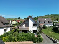 Straßenansicht von Süden