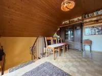 Studio OG zur großen EG Wohnung
