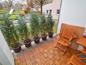 gemütliche West-Terrasse