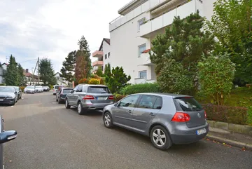 Haus & Straße nach Süden