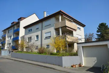 Haus & Straße nach Süden