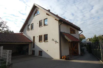 2-Familien-Haus, freistehend