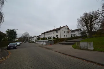 Straße & Haus nach Norden