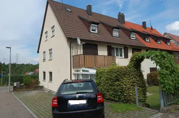 3-Fam.-Haus mit Stellplatz