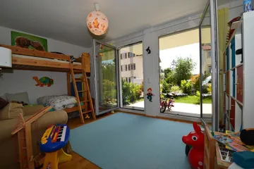 Kinderzimmer 1 mit Terrasse