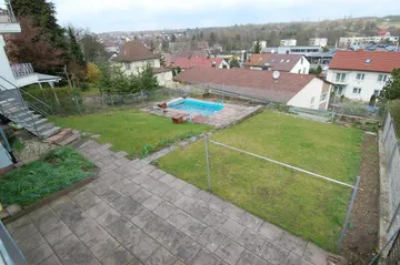 Garten und Pool