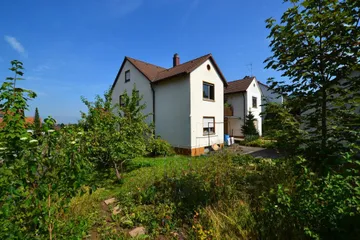 Süd-West Hausansicht & Garten