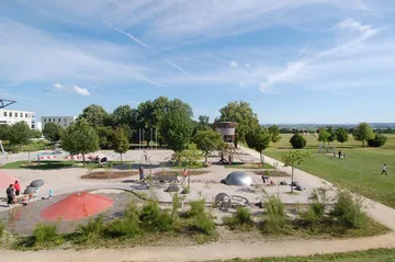 Spielplatz in der Nähe...