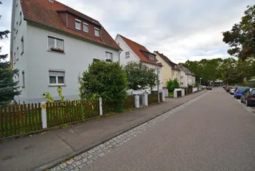 Haus und Strasse