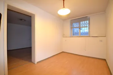 Büro 1