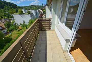 Süd-Ost Balkon im OG