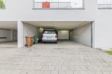 Carport mit Hauszugang