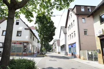 Straße Richtung Bahnhof