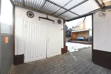 Garage & Garten