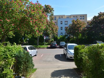 Blick zur Straße