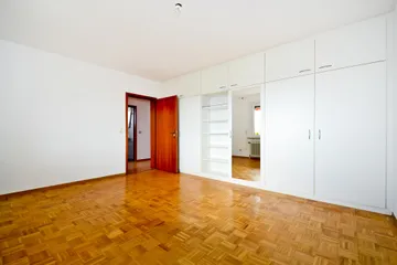 Schlafen mit Einbauschrank