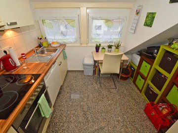Küche mit Granitfliesen