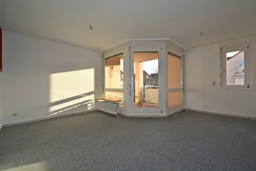 Zimmer mit Balkon