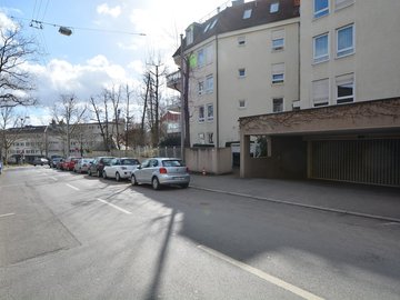 Haus, Straße & Tiefgarage
