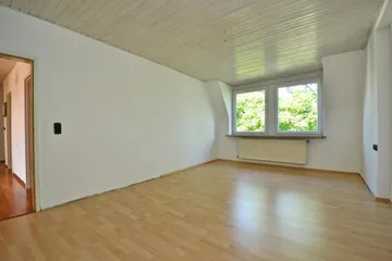 Schlafzimmer mit Laminat